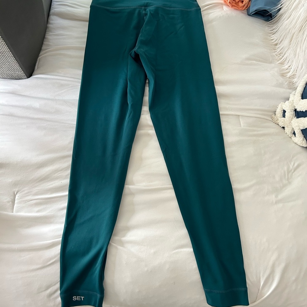 Set Active Set - Picture 4 of 5